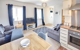 Host & Stay - Coach House Retreat